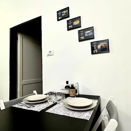 Dal Cielo Ai Rolli Apartment Genoa